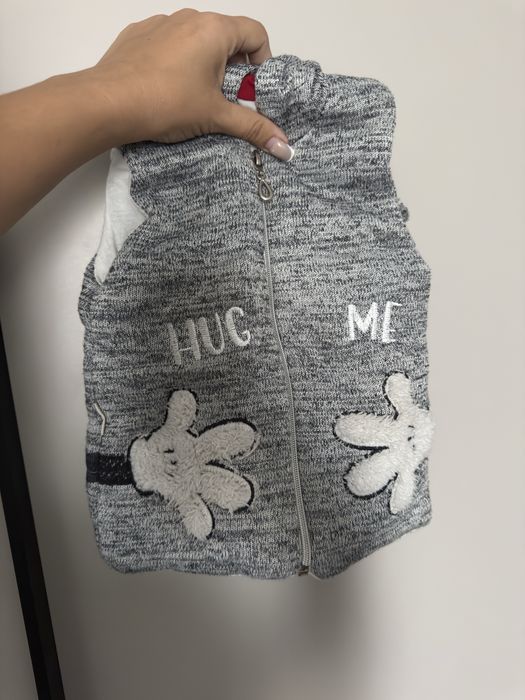 Желетка безрукавка  12-18 тепла