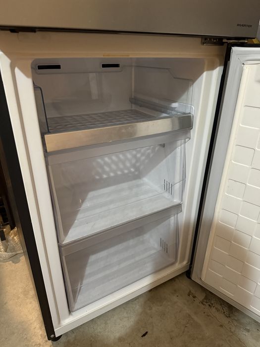 Продам холодильник HITACHI R-B410PUC6