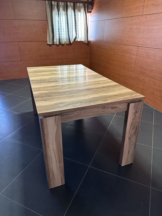 Mesa retangular extensivel