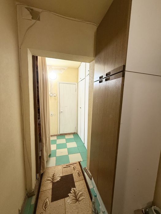 Продам 2-кім кв по вул. Ревуцького 19/1