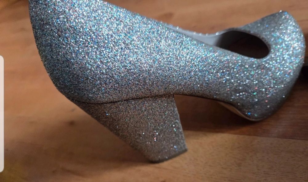 Buty na słupku brokatowe Roots Exlusive 39