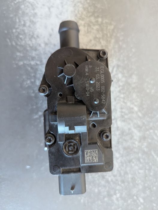 LX61-8C605-HPB - FORD KUGA MK3 III 2.5 Гібридний нагріваючий клапан