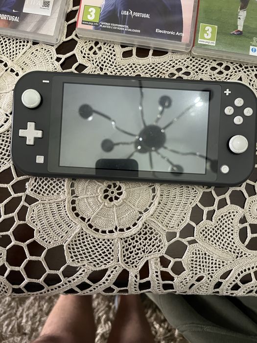 Nintendo Swich Lite e fifas do 21 ao 25