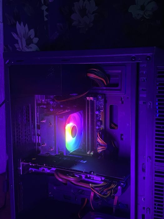 Продам компьютер i5 4440 R9 280