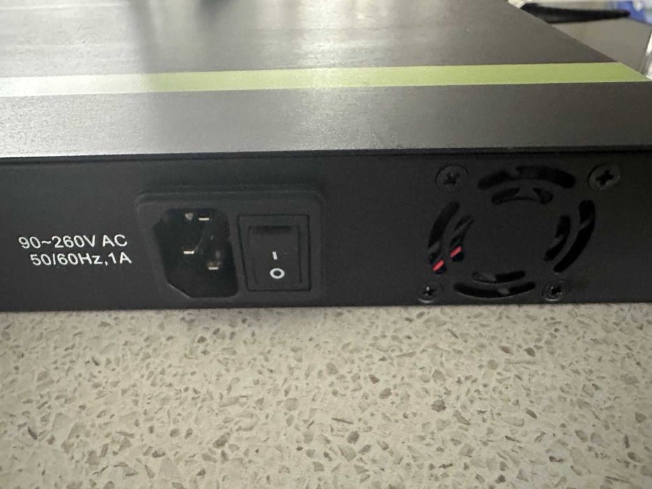 Switch TRENDnet TPE-T160H 16-portowy przełącznik 10/100 Mbps PoE+