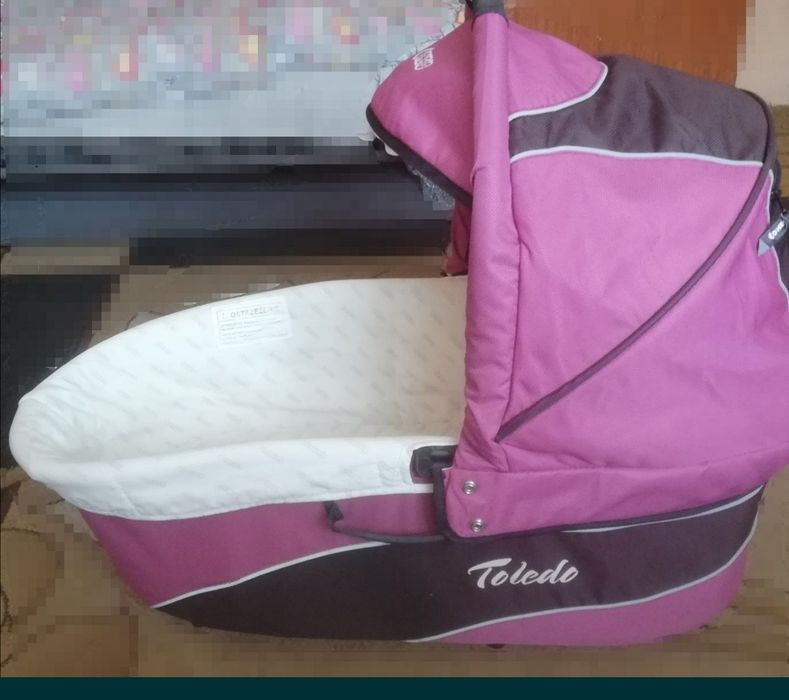 Sprzedam gondolę bez stelaża