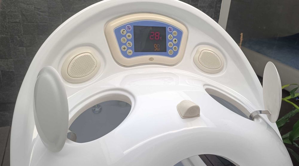 Cápsula de Spa e Hidromassagem Usada