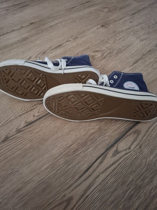 Trampki rozmiar 38