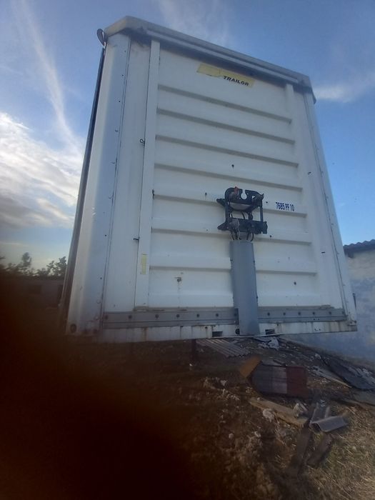 Продам прицеп штору