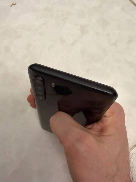 Samsung a21 3/32gb black