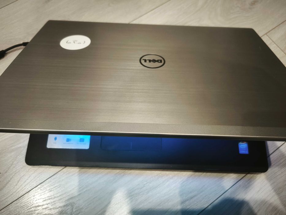 Laptop Dell 17 5000 na części i3 p26e 17 cali