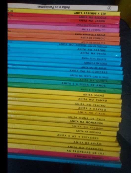 Livros da Anita antigos