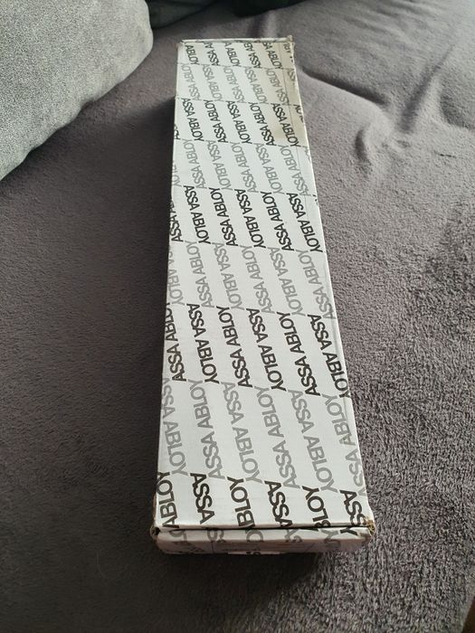 Samodomykacz firmy assa abloy