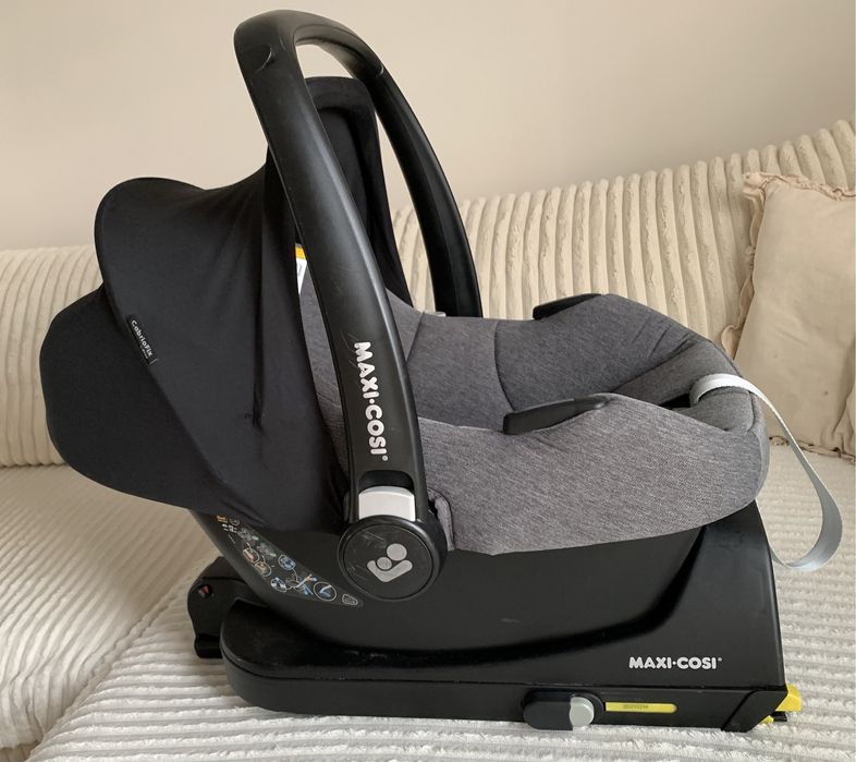 Fotelik Maxi-Cosi CabrioFix z bazą