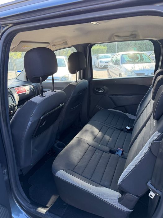 Dacia Lodgy Stepway 7L