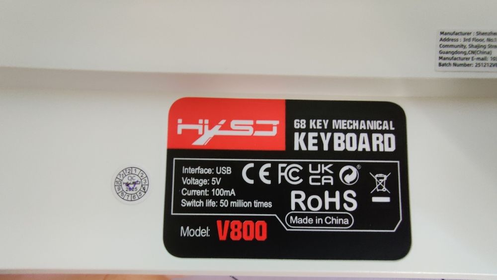 Механічна клавіатура біла червоні свічі перемикачі HXSJ V800.