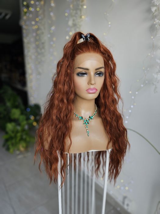 Peruka Galicja piękne naturlane fale długie rude fale lacefront