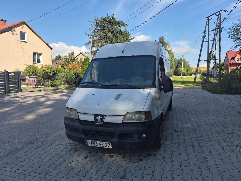 Dostawczy samochod