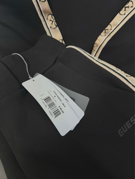 Костюм з шортами Guess M,L