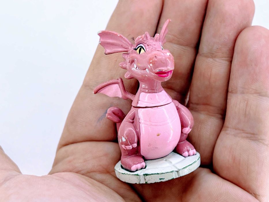 Shrek Fairytale Friends - Dragon Elizabeth 2006 (MGA DWA)64730031843587123