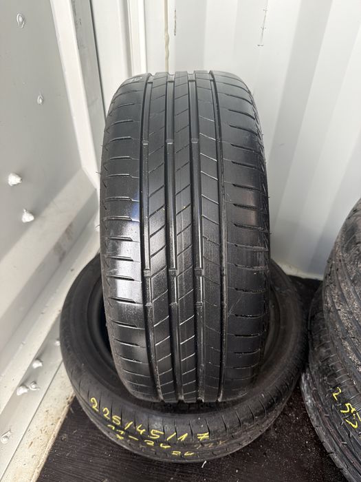 Opona Bridgestone Turanza T005 225/45/17 pojedynka