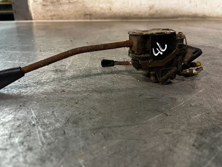 MANETE PISCAS / LIMPA VIDROS RENAULT 4L