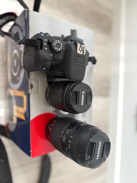 Aparat Canon Eos 700D + 18-55 + Tamron 70-30mm