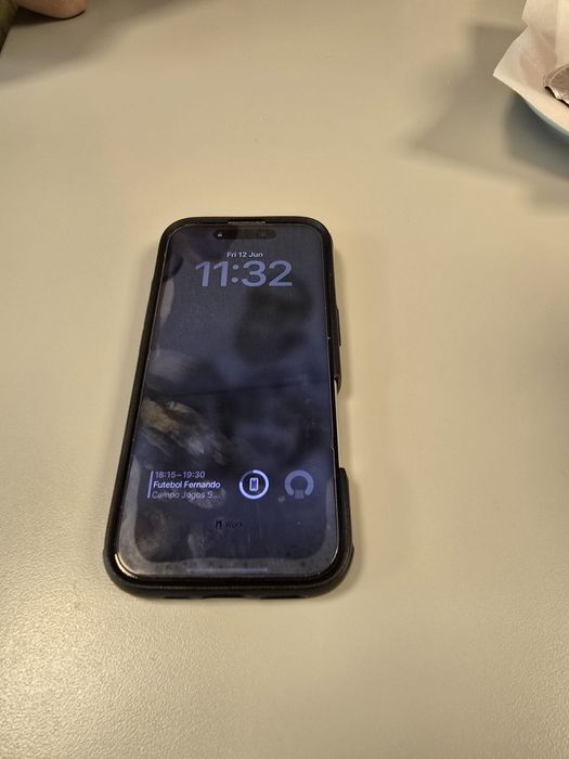 Iphone 16 pro 256gb + capa mous