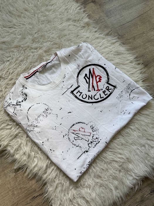 Мужская Футболка MONCLER (M)