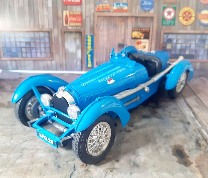 Bugatti Burago escala 1/18