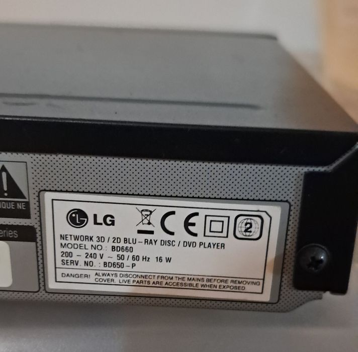 Pack LG Completo 42'' Smart TV 3D + Blu-ray + 4 Óculos 3D – Imaculado