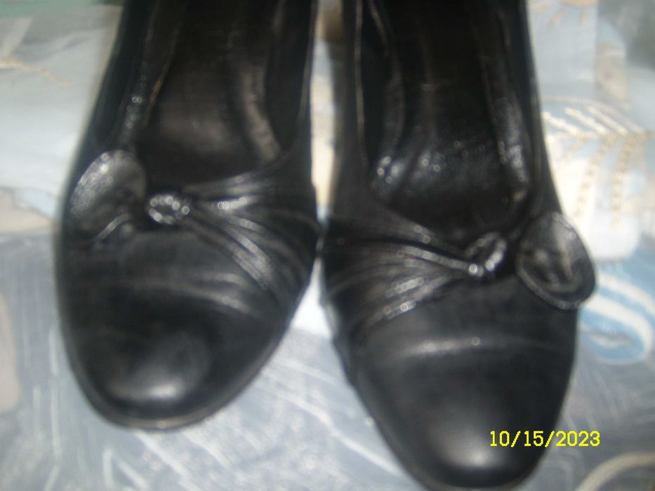 Damskie buty na słupku do pracy 39/40