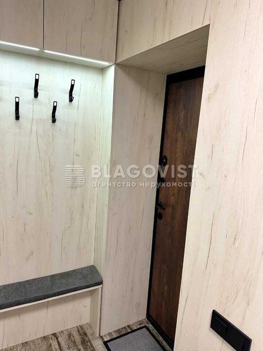 Продаж 2К. квартири метро Дарниця, проспект Миру, Дарницька Площа