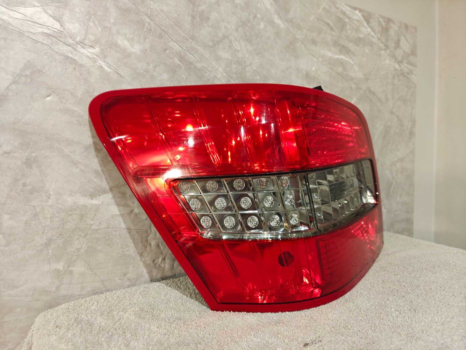 Lampa Lewy Tył Mercedes GLK X204 EUROPA