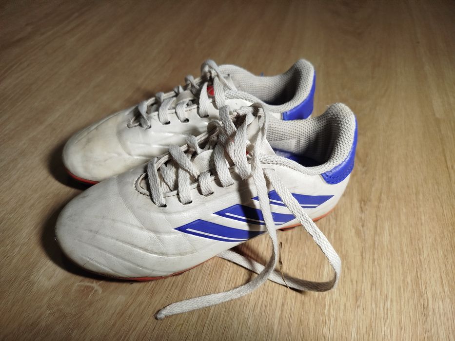 Chuteiras adidas 2 pares