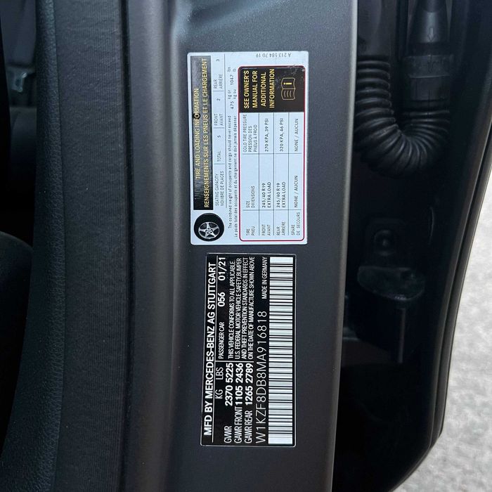 Продам автомобіль Mercedes Benz E Class E350 w213 2021 року