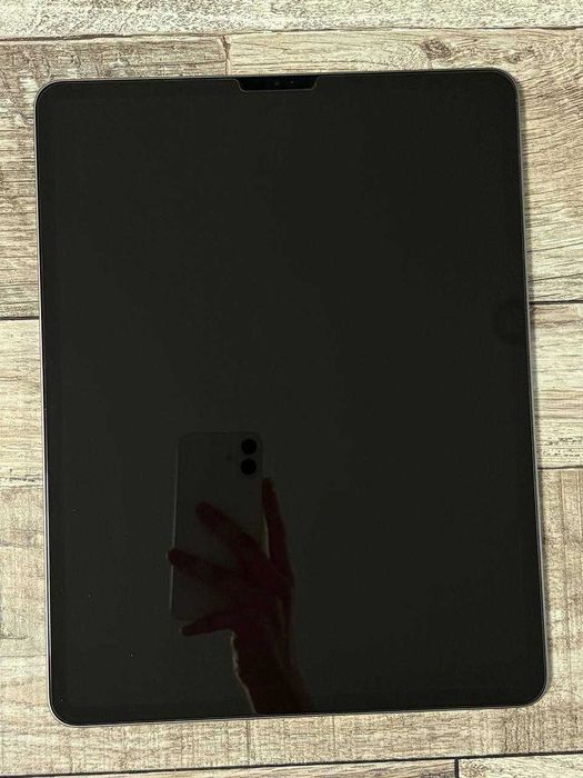 iPad Pro 12.9 128GB + Apple Pencil + Magic Keyboard (Ідеальний)