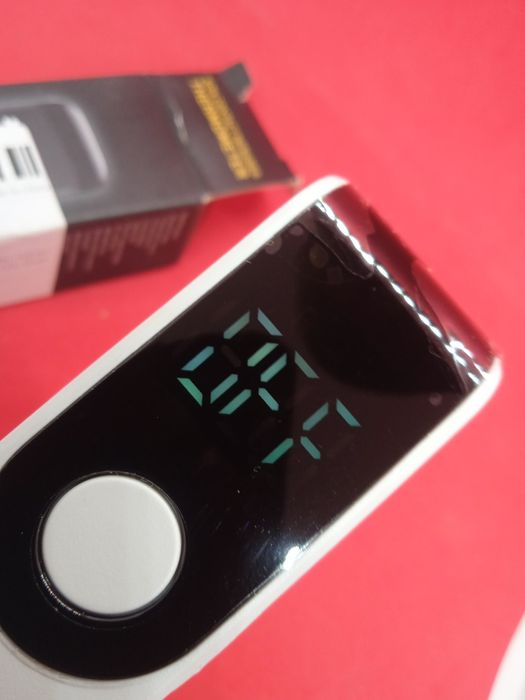 Термометр електронний безконтактний