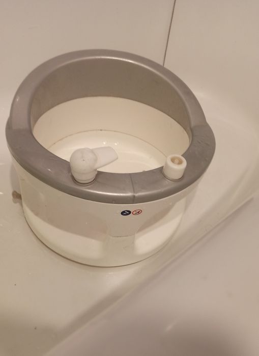 Горка для купання і сидіння для ванни малечі