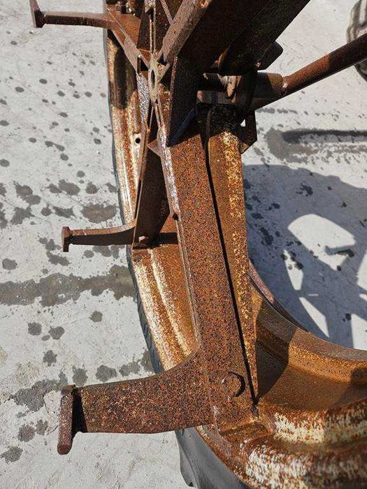 2 Koła rolnicze, bliźniaki, uprawowe 13,6R38