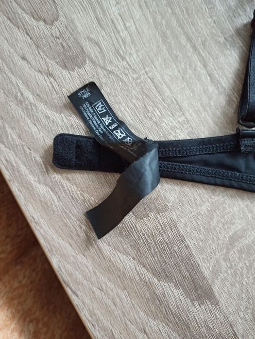 Бюстгальтер Wonderbra новый 75А