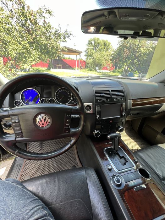 Продам надійде авто фольсфаген таурег 2008 року