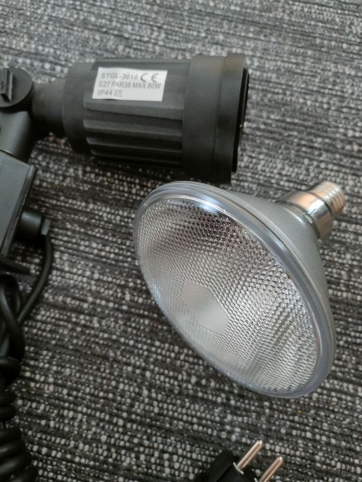 Holofote jardim com lâmpada led 80w