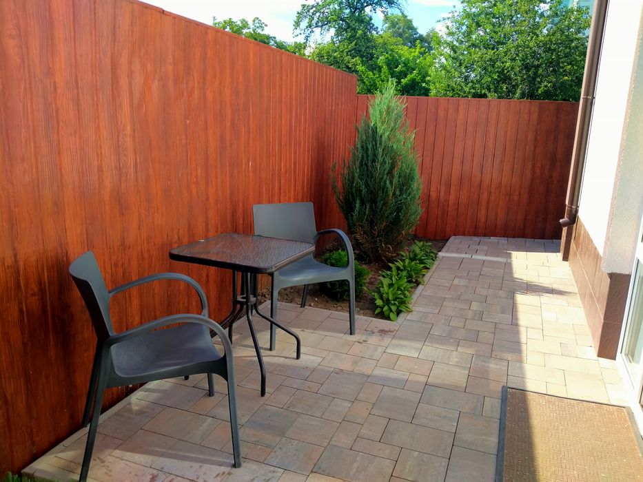 Студио для двоих с санузлом и кухней