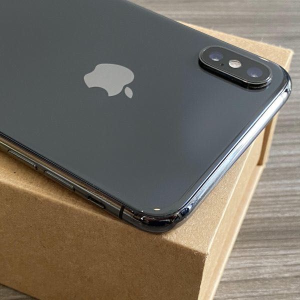 iPhone XS Max como novo
