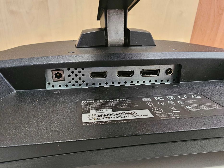 Zakrzywiony monitor gamingowy MSI Optix G24C4