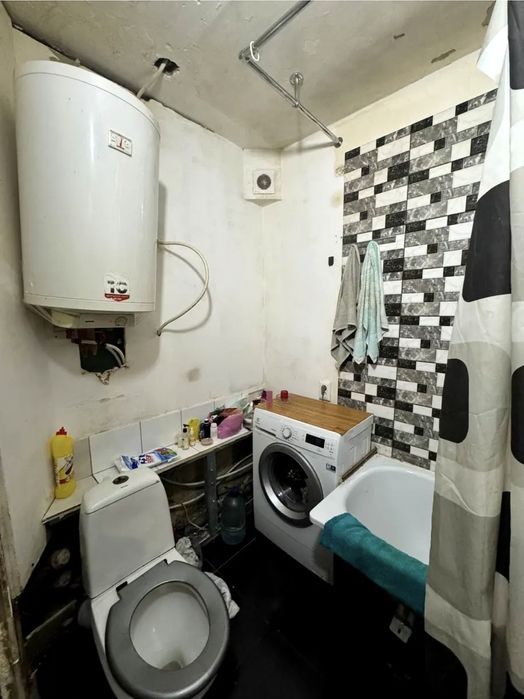 Продаж 2 кімнатної квартири, вул. Тинка