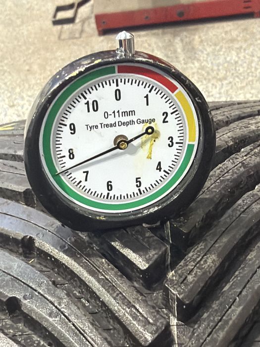 #Opona bridgestone 255/45/18 pojedynka