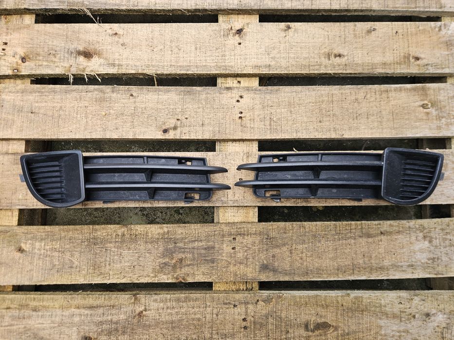 Grelhas farois de nevoeiro Audi A3 8P
