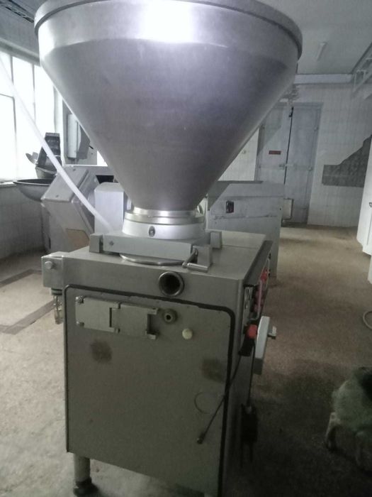 Продається шприц ковбасний Handtmann